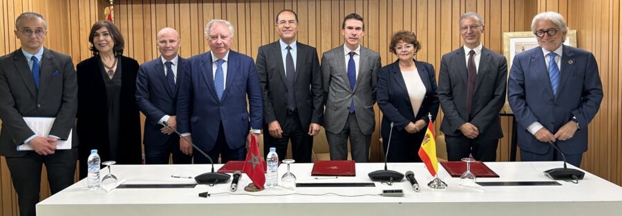 Signature de l’Accord de Coopération Groupe CDG, CDG, au Conseil Economique Maroc-Espagne, CEMAES
