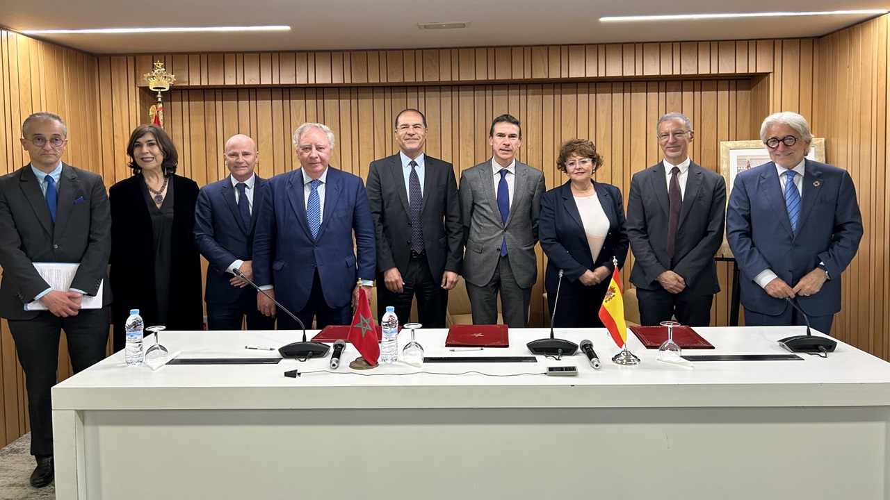 Firma del Acuerdo de Cooperación entre el Grupo CDG y CEMAES en el Consejo Económico Marruecos-España